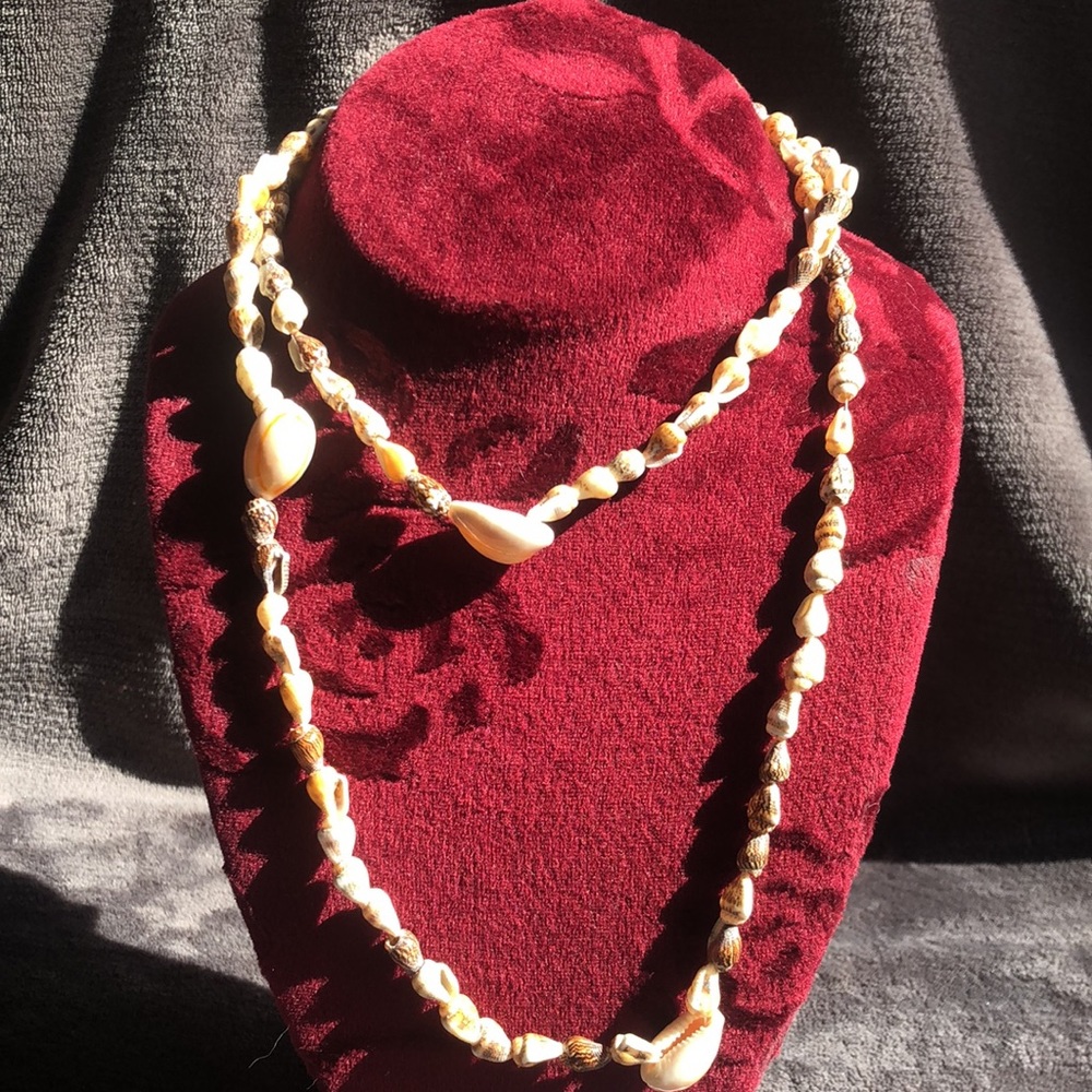 She’ll necklaces - Picture 6 of 10